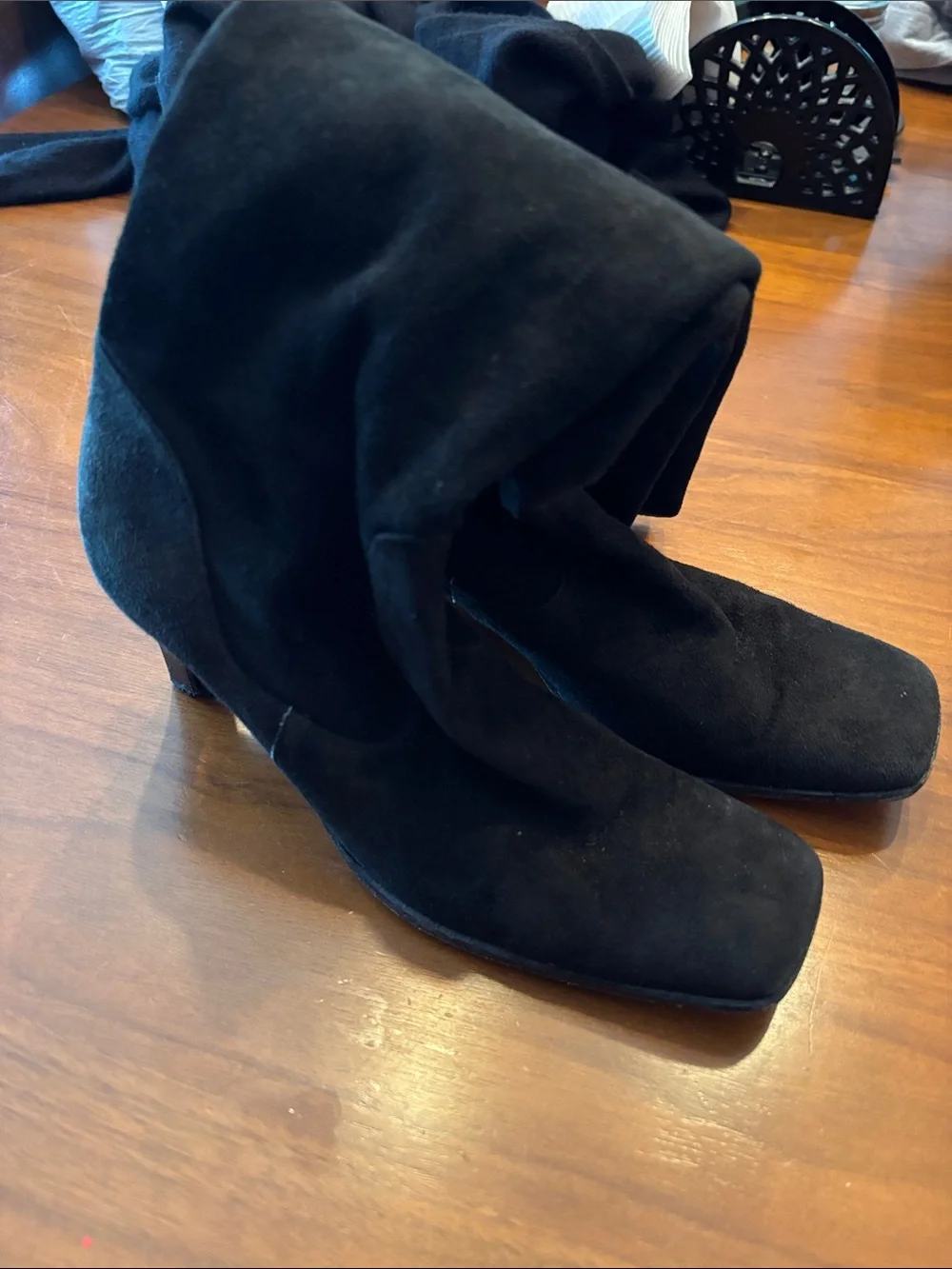 Vintage 90s Cole Hahn Women's Black Suede Mid-Heel Boots Size 5.5
